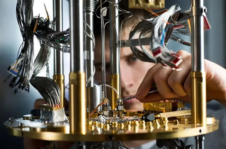 کانادا فعالیت سازمان‌ها و دانشگاه‌های این کشور را با نهادهای وابسته به جمهوری اسلامی ممنوع می‌کند